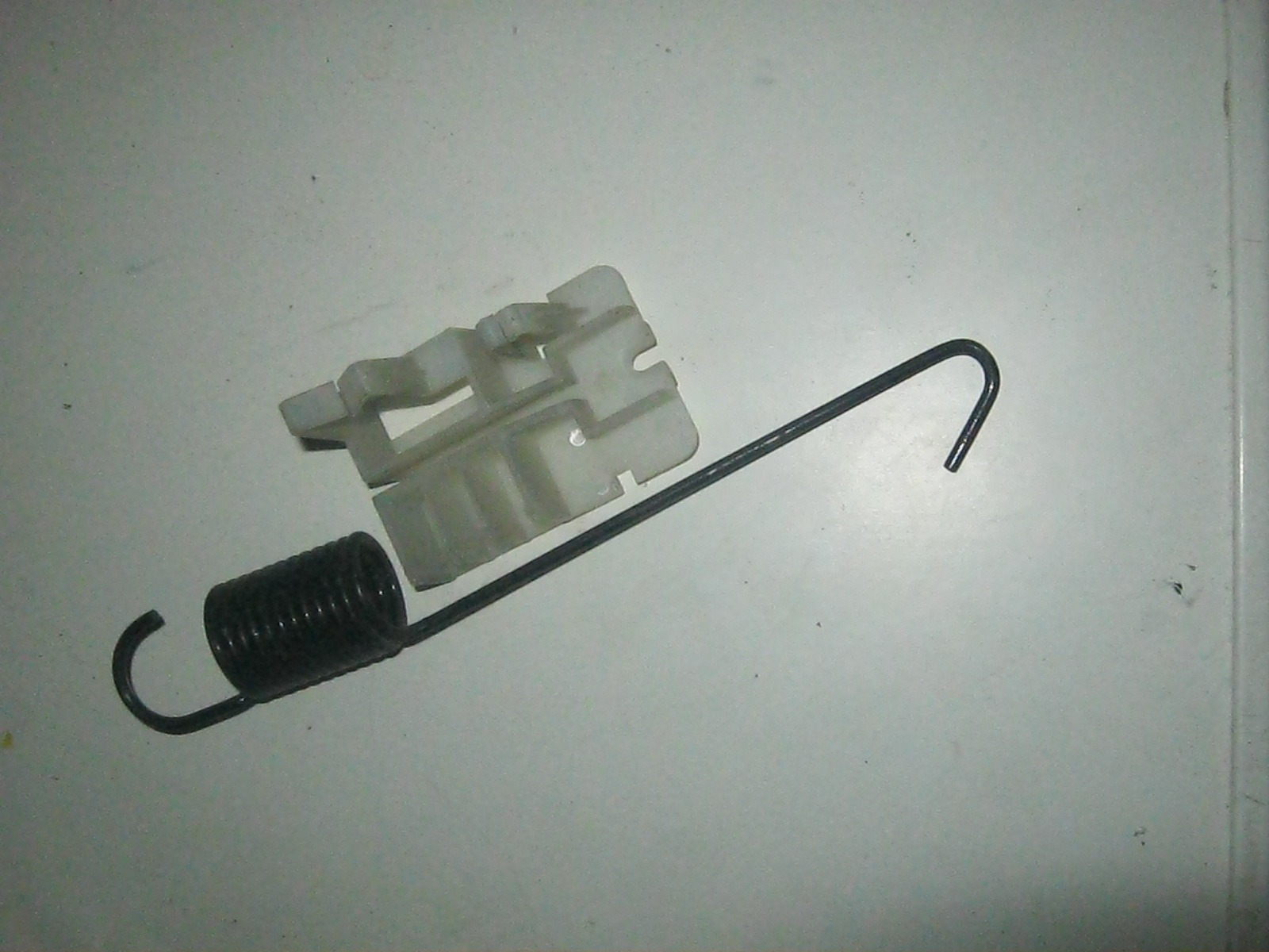 пружина Whirlpool AWG 328/800