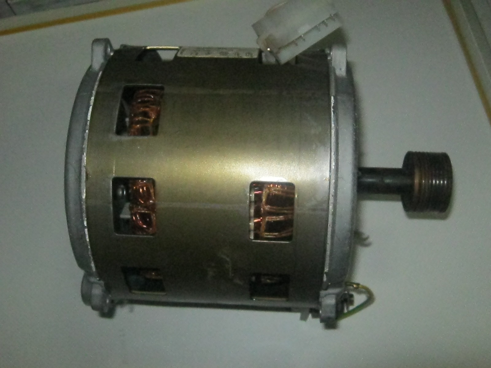 мотор Indesit WAS 636 TX