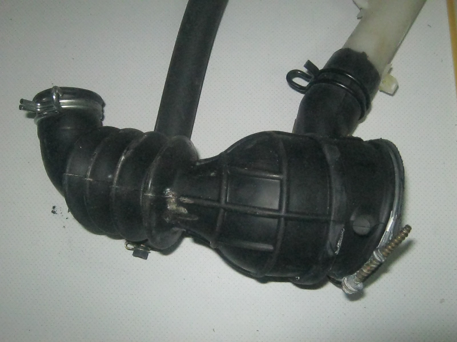 патрубок  Indesit WISL 85 X