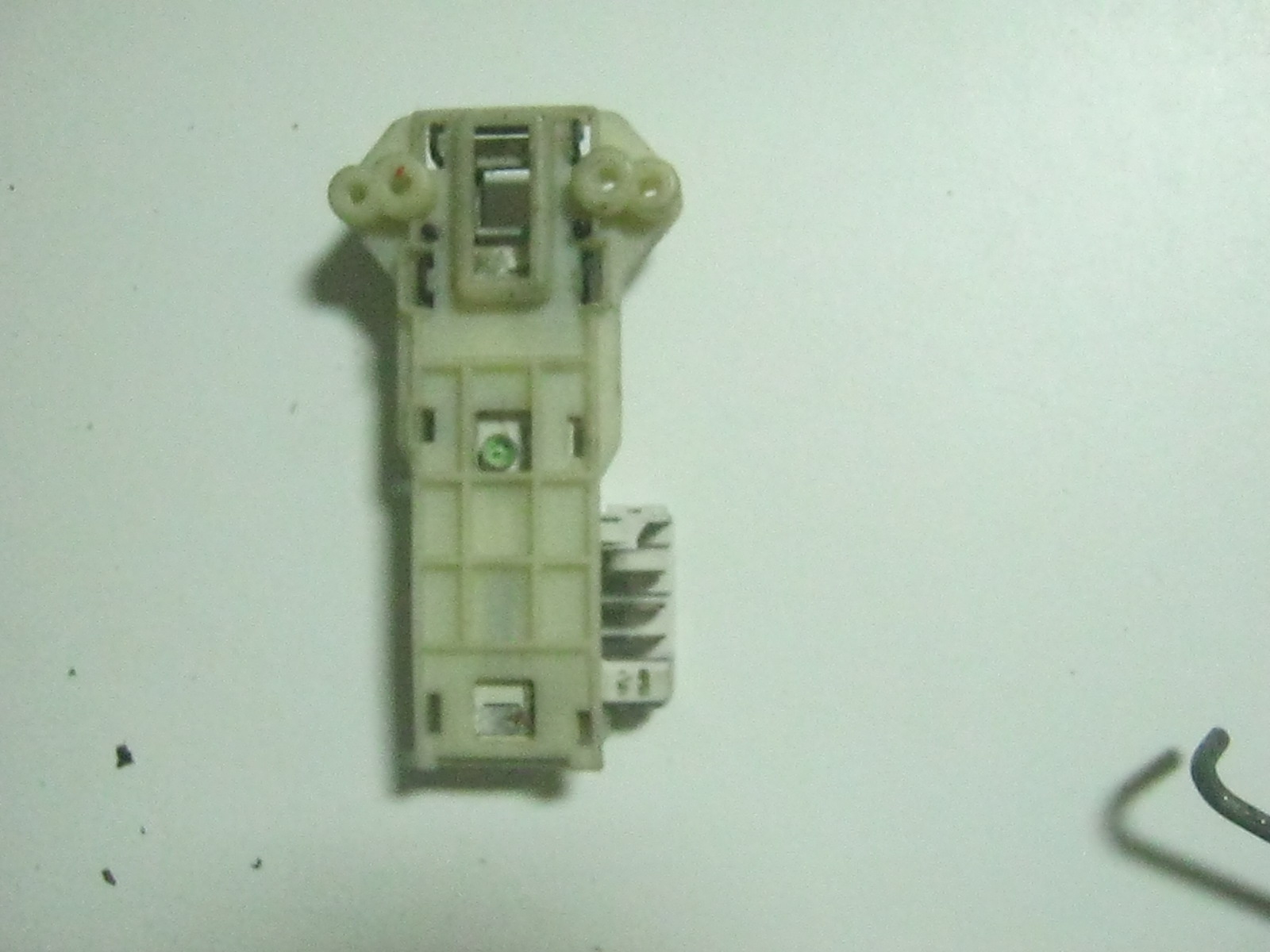 замок Indesit WI 81