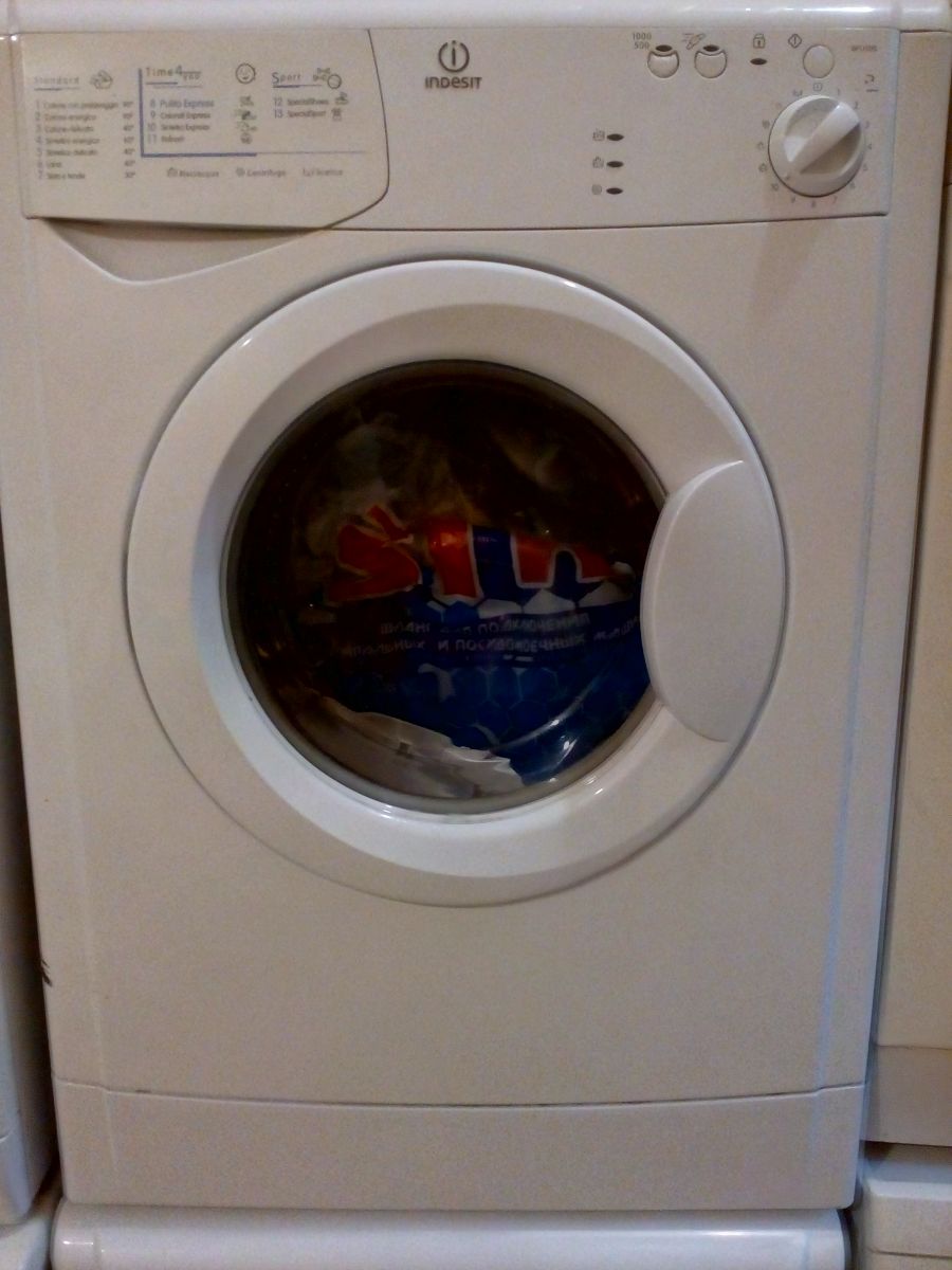 Indesit WIU 100