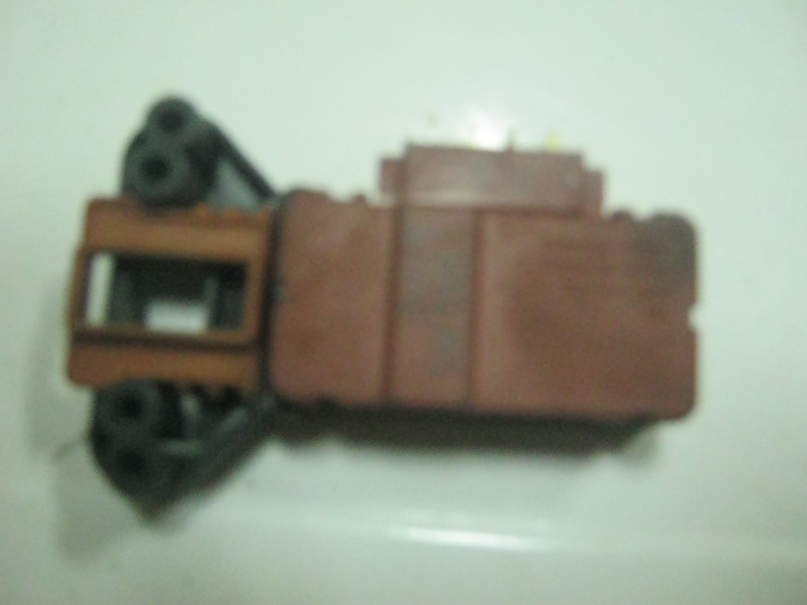 замок Beko WKD 24500