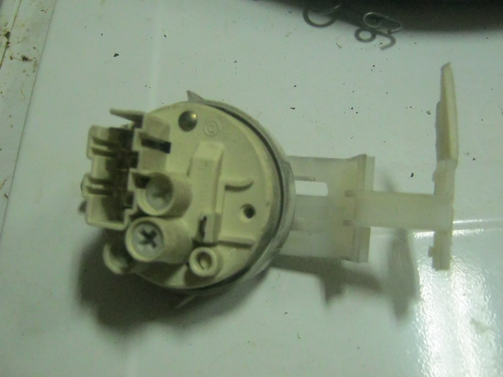 пресостат Ariston LDE 12X