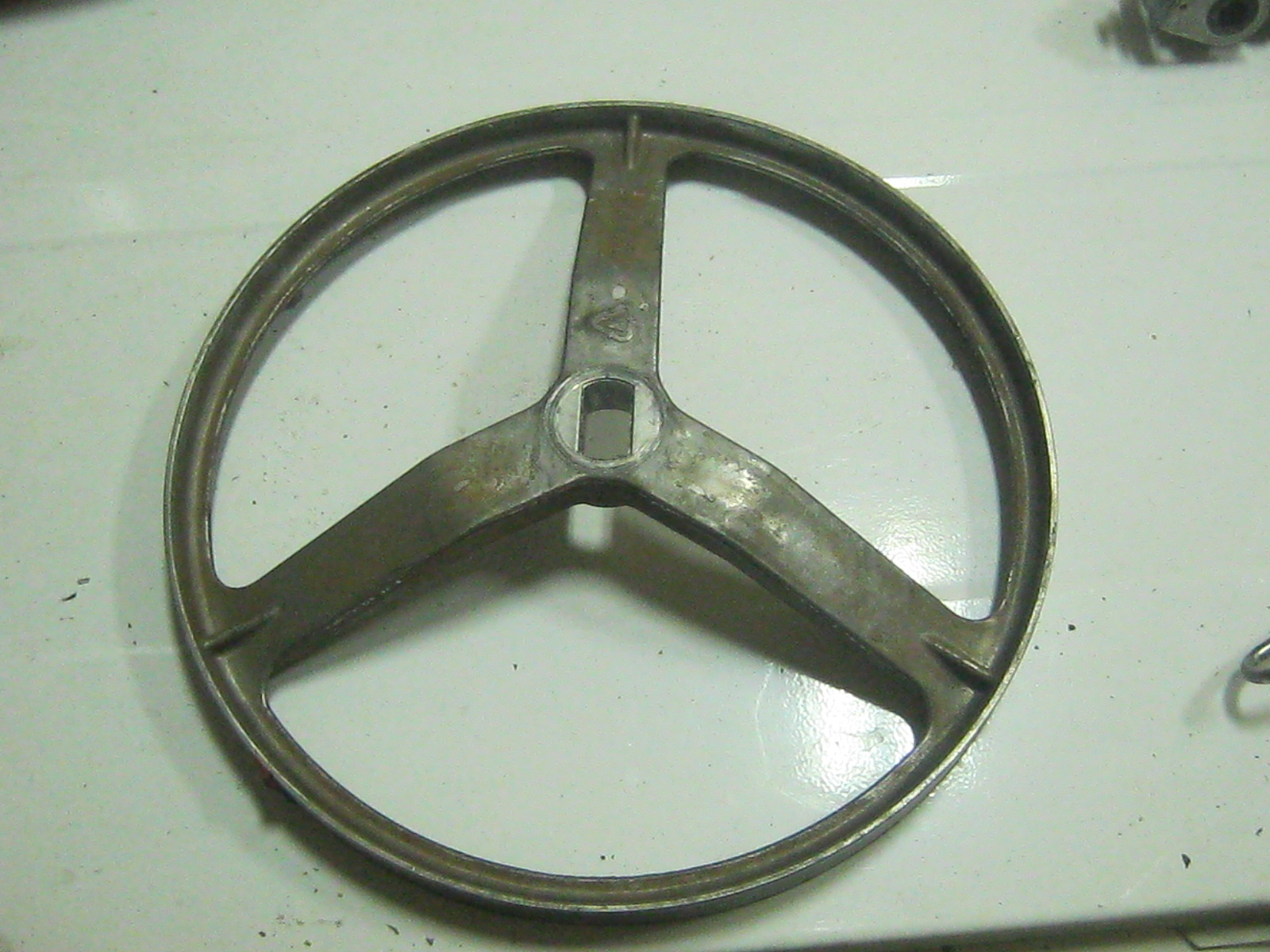 шкив Ariston LDE 12X