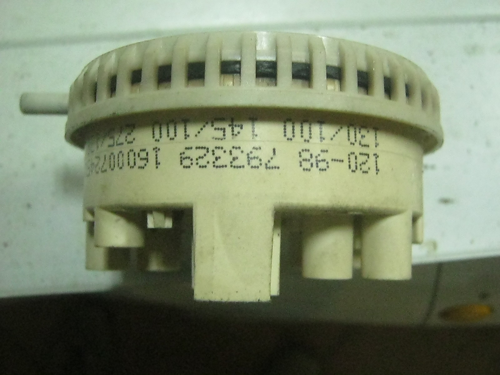 пресостат  Ariston ALS 948 TX